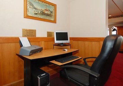 Quality & Chesterfield Village Hotel Springfield
